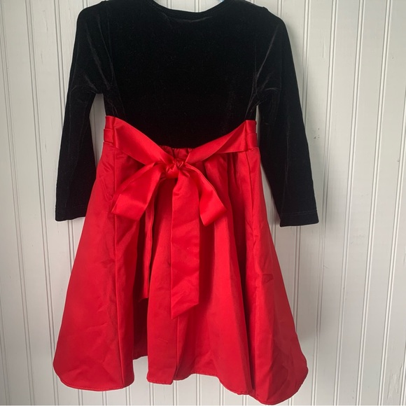 Rare Editions Black Velvet Dress with Red Bottom Skirt w/little rosebud Accents - Picture 7 of 7